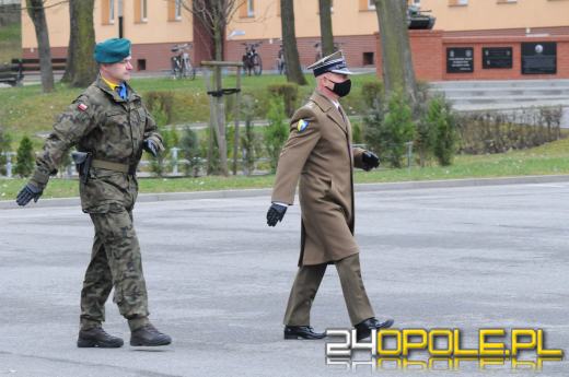 W 10 Brygadzie Logistycznej przysięgali na sztandar