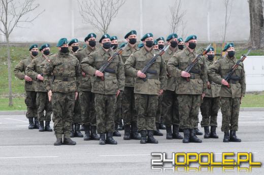 W 10 Brygadzie Logistycznej przysięgali na sztandar