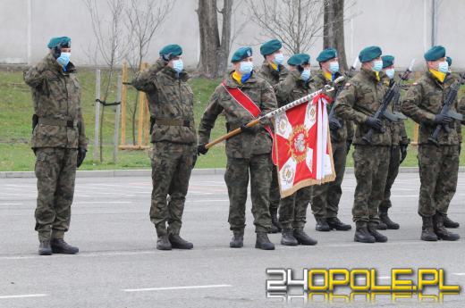 W 10 Brygadzie Logistycznej przysięgali na sztandar