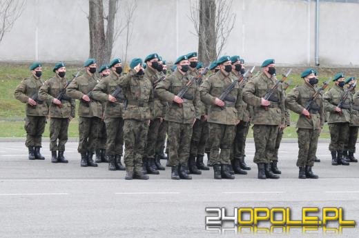 W 10 Brygadzie Logistycznej przysięgali na sztandar