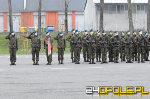 W 10 Brygadzie Logistycznej przysięgali na sztandar