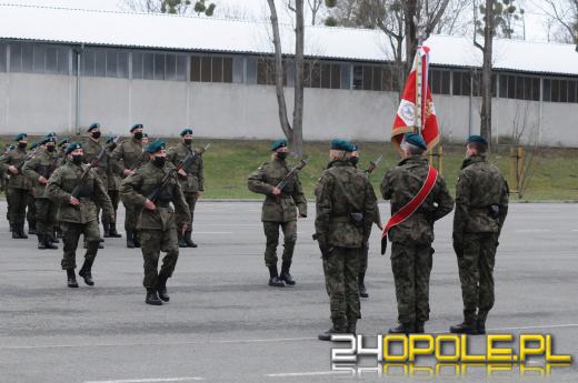 W 10 Brygadzie Logistycznej przysięgali na sztandar