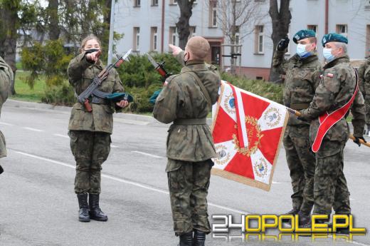 W 10 Brygadzie Logistycznej przysięgali na sztandar