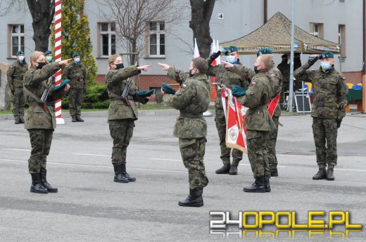W 10 Brygadzie Logistycznej przysięgali na sztandar