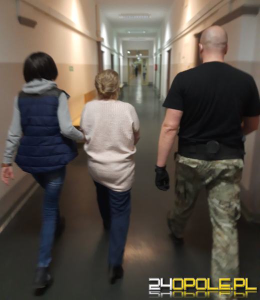 Oszukiwali ,,na hydraulika"- wpadli dzięki współpracy policjantów z Opola i Częstochowy