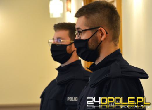 Nowi policjanci ślubowali na sztandar