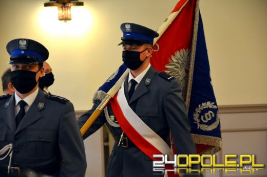 Nowi policjanci ślubowali na sztandar