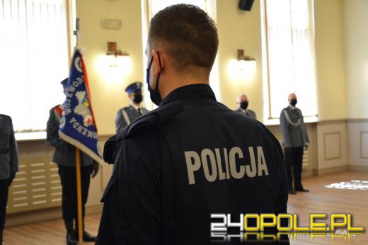 Nowi policjanci ślubowali na sztandar