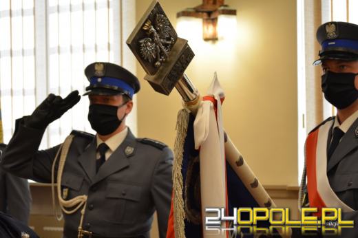 Nowi policjanci ślubowali na sztandar