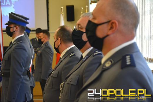 Nowi policjanci ślubowali na sztandar