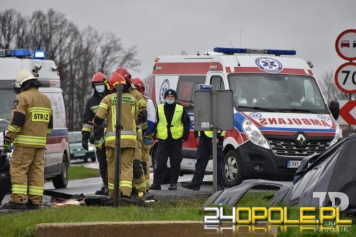Tragiczny wypadek pod Prudnikiem. W wypadku zginęła kobieta w ciąży