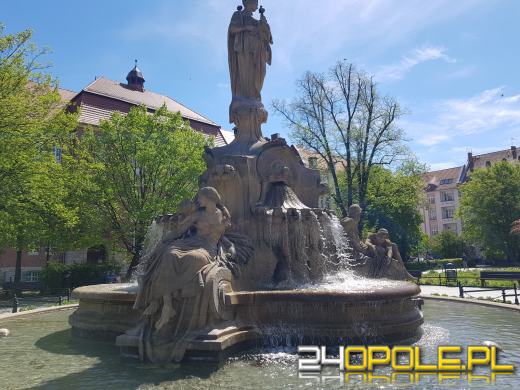 Miejskie fontanny znów zachwycają