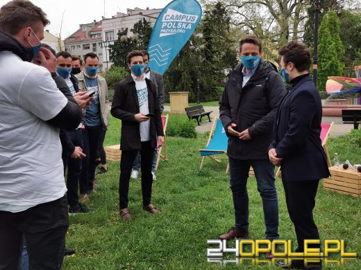 Rafał Trzaskowski w Opolu spotkał się z młodzieżą