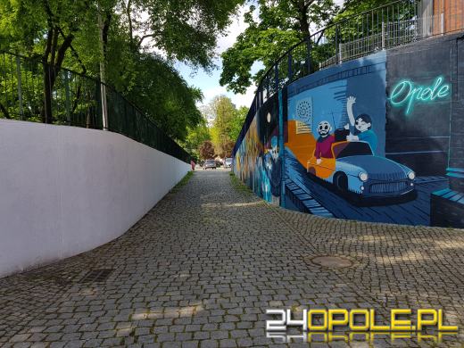 Nowy mural przy Narodowym Centrum Polskiej Piosenki