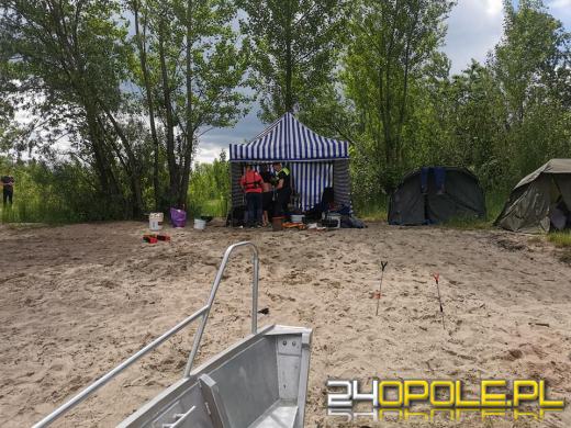 Akcja ratunkowa na Jeziorze Nyskim. Wędkarz stracił przytomność