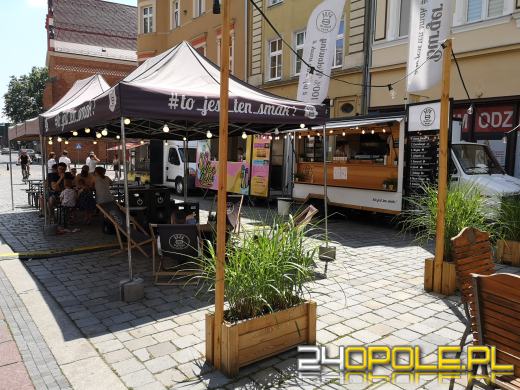 Smacznie na opolskim rynku! Trwa festiwal Food Trucków. 