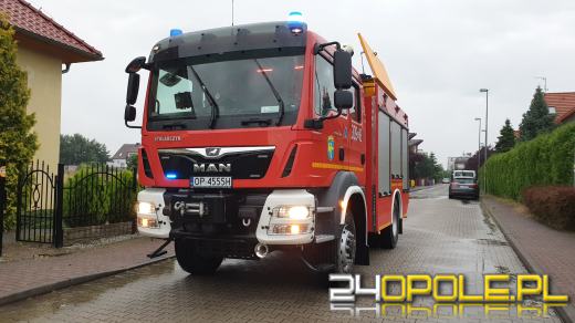 Strażacy walczą ze skutkami ulewy i burzy w województwie opolskim
