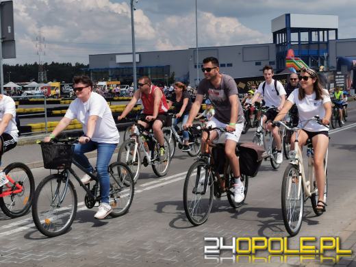 Ruszył 9. Charytatywny Rajd Rowerowy. Blisko 700 osób na starcie! 