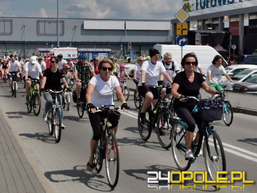 Ruszył 9. Charytatywny Rajd Rowerowy. Blisko 700 osób na starcie! 