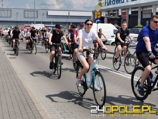 Ruszył 9. Charytatywny Rajd Rowerowy. Blisko 700 osób na starcie! 