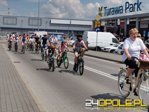 Ruszył 9. Charytatywny Rajd Rowerowy. Blisko 700 osób na starcie! 