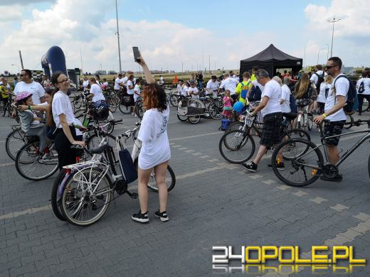 Ruszył 9. Charytatywny Rajd Rowerowy. Blisko 700 osób na starcie! 