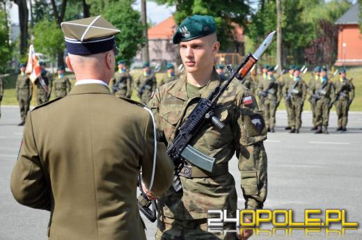 74 elewów złożyło przysięgę w 10 Brygadzie Logistycznej w Opolu