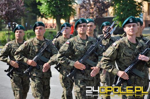 74 elewów złożyło przysięgę w 10 Brygadzie Logistycznej w Opolu