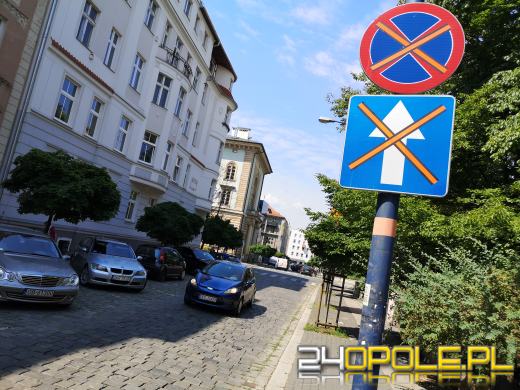 Zmiana organizacji ruchu w centrum miasta wywołuje chaos. Patrzmy na znaki