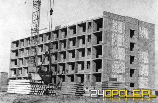 Uniwersytecki Szpital Kliniczny w Opolu świętuję 30-lecie - zobacz archiwalne zdjęcia 