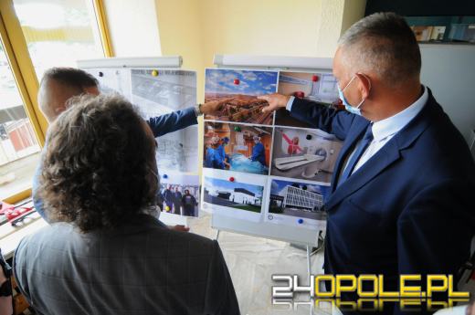 Uniwersytecki Szpital Kliniczny w Opolu świętuję 30-lecie - zobacz archiwalne zdjęcia 