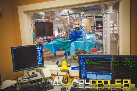 Uniwersytecki Szpital Kliniczny w Opolu świętuję 30-lecie - zobacz archiwalne zdjęcia 