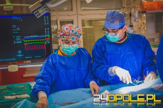 Uniwersytecki Szpital Kliniczny w Opolu świętuję 30-lecie - zobacz archiwalne zdjęcia 