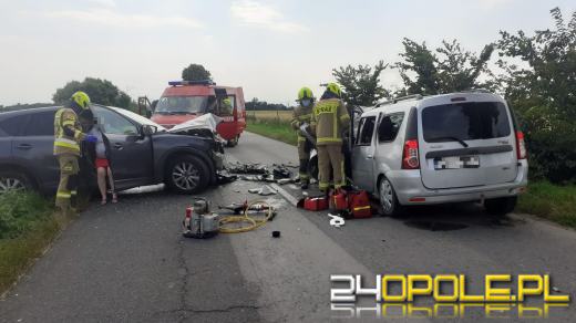 Wypadek pod Skorogoszczą. Kobieta w zaawansowanej ciąży zabrana przez LPR