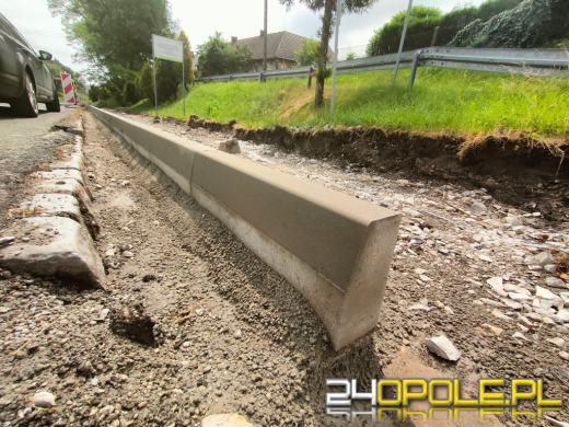 Trwa przebudowa drogi w Zimnicach Małych i Goszczowicach