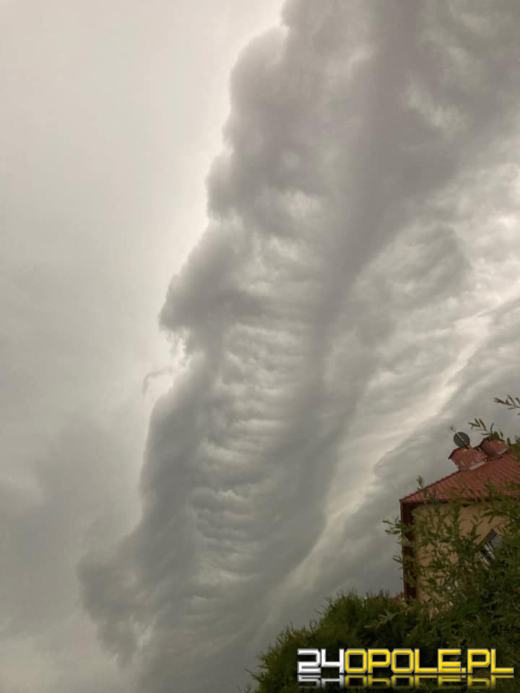172 interwencje straży związanych z przejściem frontu burzowego