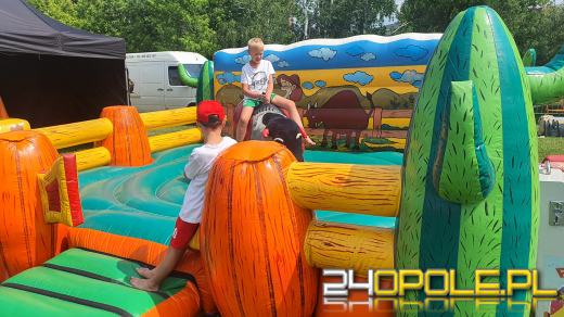 Trwa wakacyjny Piknik Rodzinny na Błoniach Politechniki Opolskiej