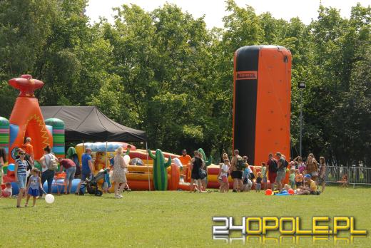 Trwa wakacyjny Piknik Rodzinny na Błoniach Politechniki Opolskiej