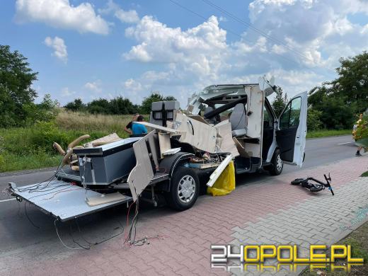 Kierujący kamperem nie zmieścił się pod wiaduktem na Krapkowickiej