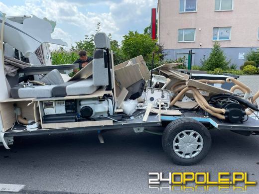 Kierujący kamperem nie zmieścił się pod wiaduktem na Krapkowickiej