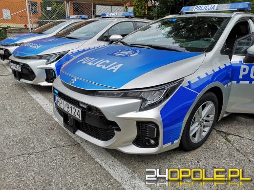 Nowe hybrydowe radiowozy w garnizonie opolskim