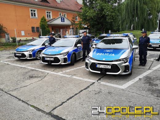 Nowe hybrydowe radiowozy w garnizonie opolskim