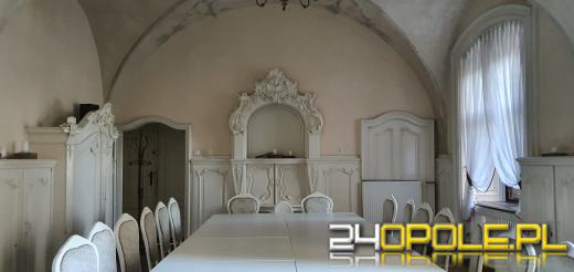 Trwa remont zamku w Mosznej. Przyznano kolejne dofinansowania