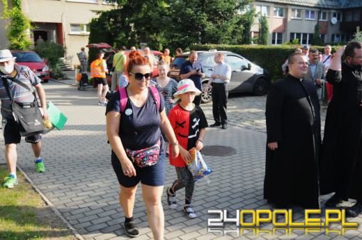 Pielgrzymi z Opola wyruszyli na Jasną Górę