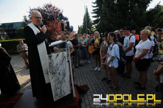 Pielgrzymi z Opola wyruszyli na Jasną Górę