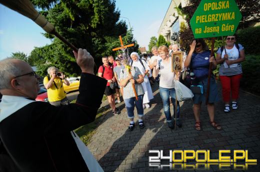 Pielgrzymi z Opola wyruszyli na Jasną Górę