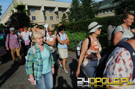 Pielgrzymi z Opola wyruszyli na Jasną Górę
