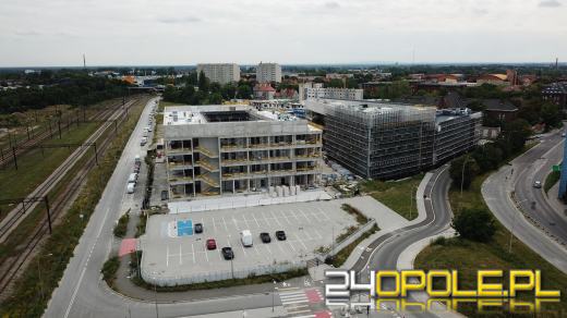 Centrum Usług Publicznych "rośnie" zgodnie z planem. Nie ma opóźnień