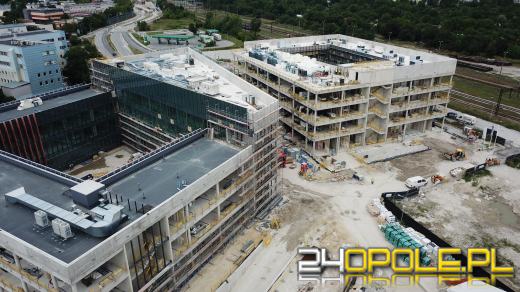 Centrum Usług Publicznych "rośnie" zgodnie z planem. Nie ma opóźnień