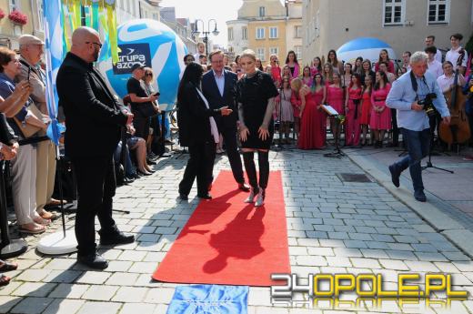 Cztery kolejne gwiazdy odsłonięto w opolskiej Alei Gwiazd